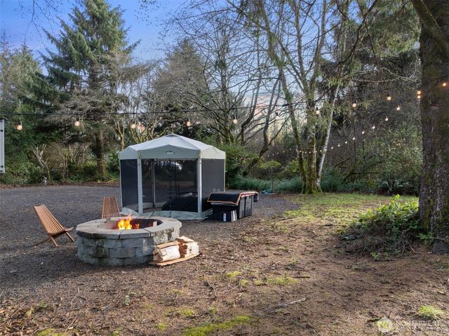 337 Mast Ave NW, Ocean Shores, WA 98569