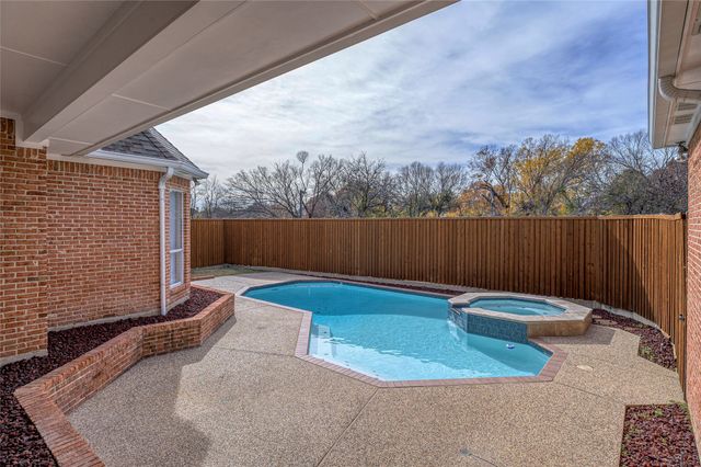 5852 Bridle Bend Court, Plano, TX 75093