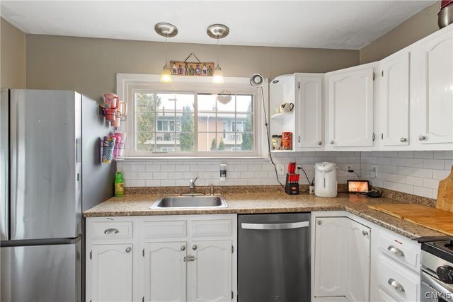 140 Jamesville Road, Dewitt, NY 13214