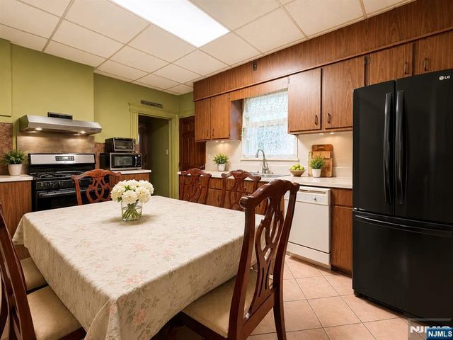 102 State Street, Bloomfield, NJ 07003