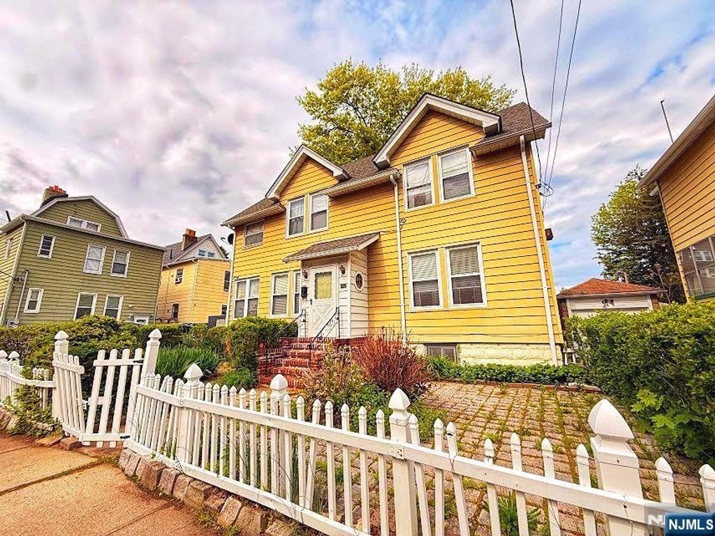 102 State Street, Bloomfield, NJ 07003