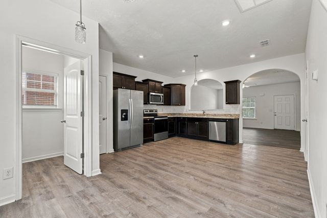 518 Sunflower Dr, Smyrna, TN 37167