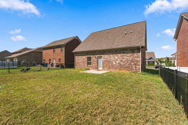 518 Sunflower Dr, Smyrna, TN 37167