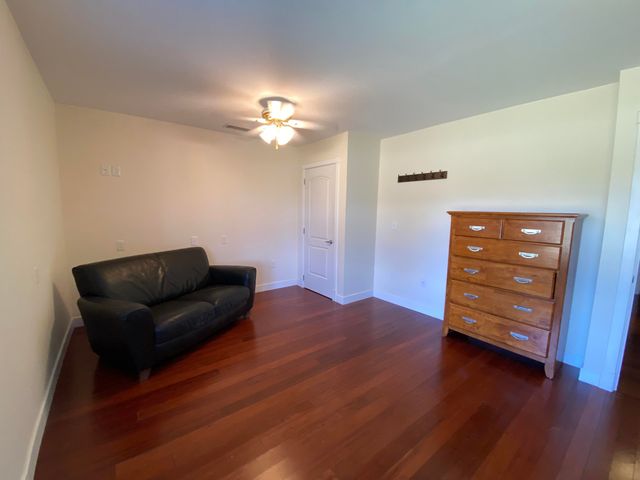 26851 S 620 Road, Grove, OK 74344