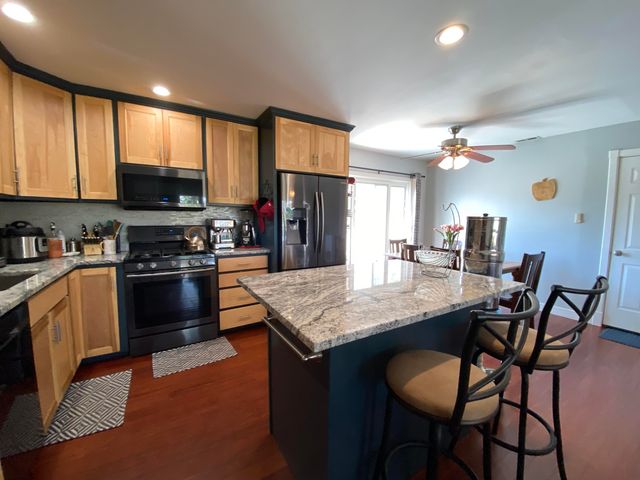 26851 S 620 Road, Grove, OK 74344