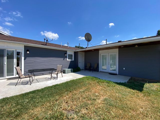 26851 S 620 Road, Grove, OK 74344