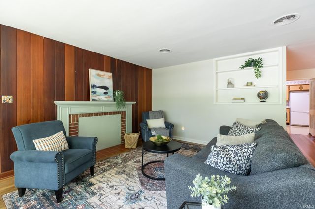 815 S Rose Avenue, Bloomington, IN 47401