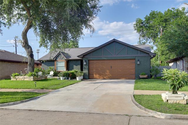 14006 Towneway Drive, Sugar Land, TX 77498