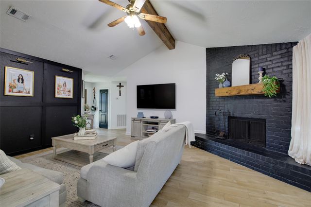 14006 Towneway Drive, Sugar Land, TX 77498