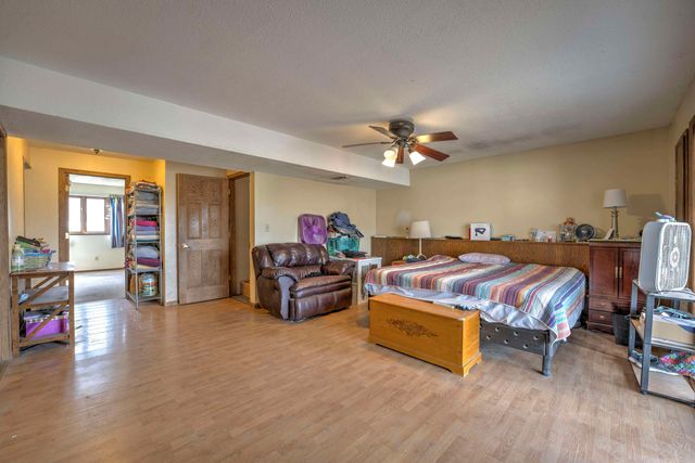 1120 12th Ave, Minot, ND 58701