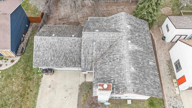 1120 12th Ave, Minot, ND 58701