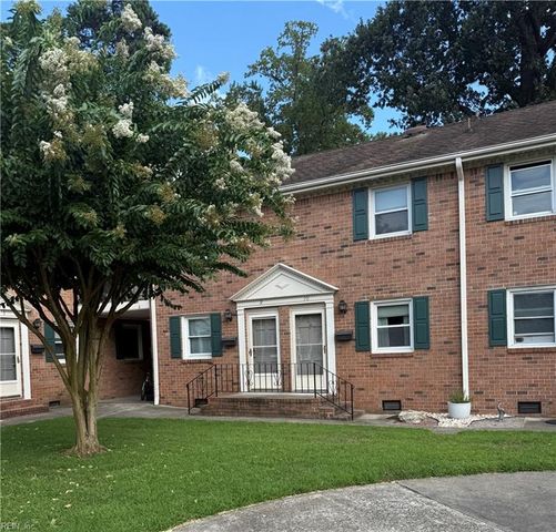 1245 Laskin Rd Apt 9, Virginia Beach, VA 23451