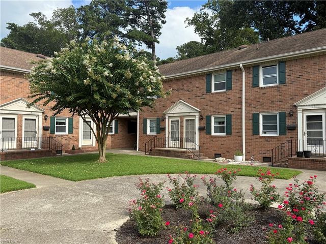 1245 Laskin Rd Apt 9, Virginia Beach, VA 23451