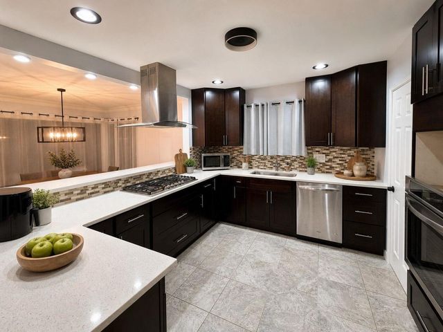 6016 N Ionia Avenue, Chicago, IL 60646