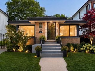 6016 N Ionia Avenue, Chicago, IL 60646