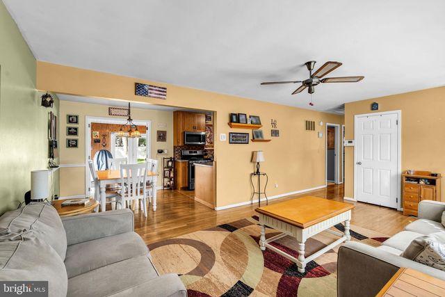 13 CLARK DR, Howell, NJ 07731