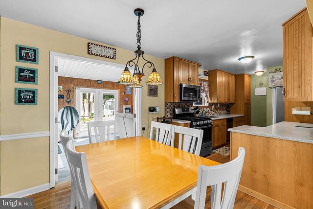 13 CLARK DR, Howell, NJ 07731