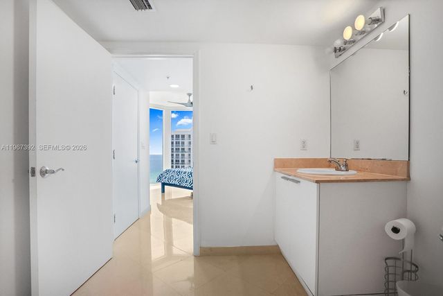 16699 Collins Ave 2709, Sunny Isles Beach, FL 33160