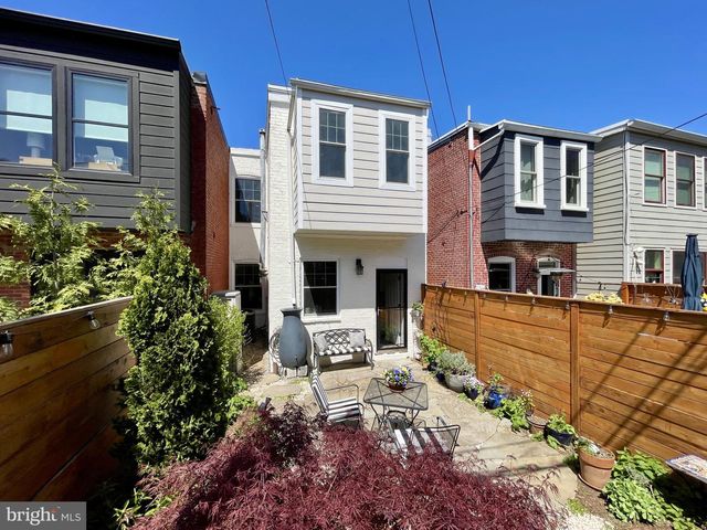 1325 F ST NE, Washington, DC 20002