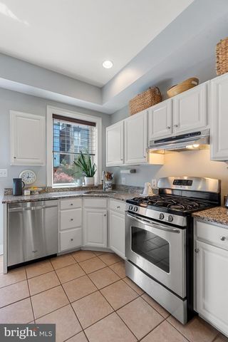 1325 F ST NE, Washington, DC 20002
