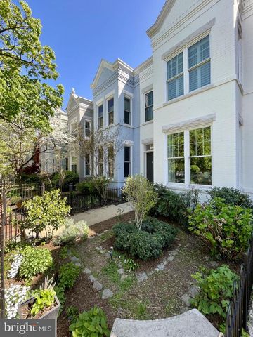 1325 F ST NE, Washington, DC 20002