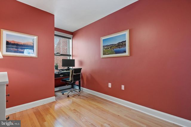 1325 F ST NE, Washington, DC 20002