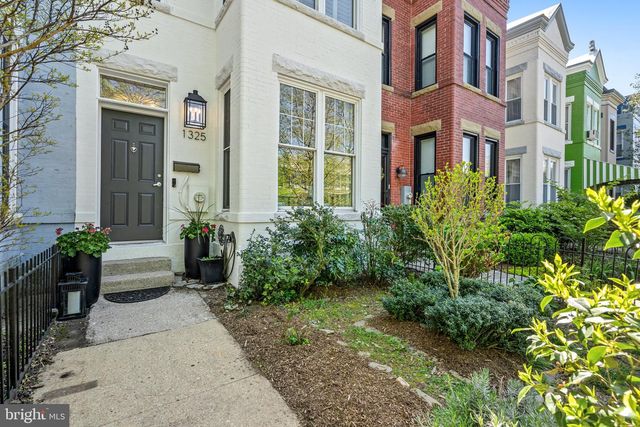 1325 F ST NE, Washington, DC 20002
