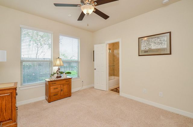 10602 Enclave Shadows Court, Houston, TX 77043