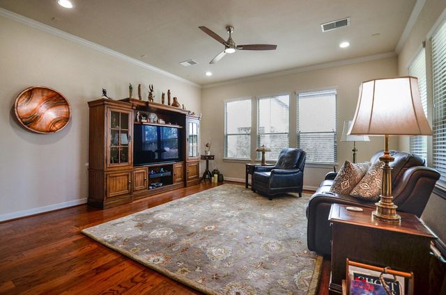 10602 Enclave Shadows Court, Houston, TX 77043