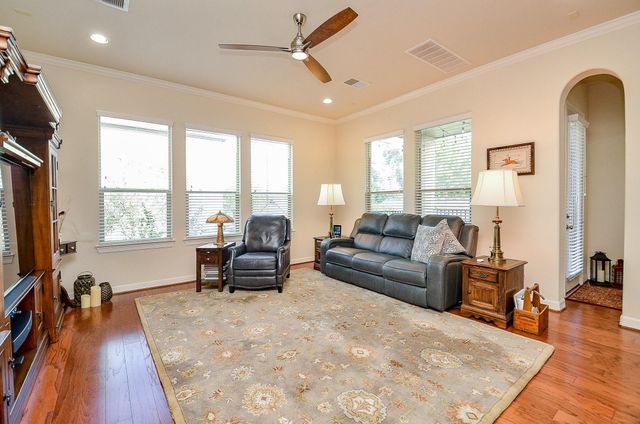 10602 Enclave Shadows Court, Houston, TX 77043