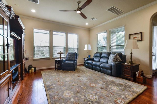 10602 Enclave Shadows Court, Houston, TX 77043