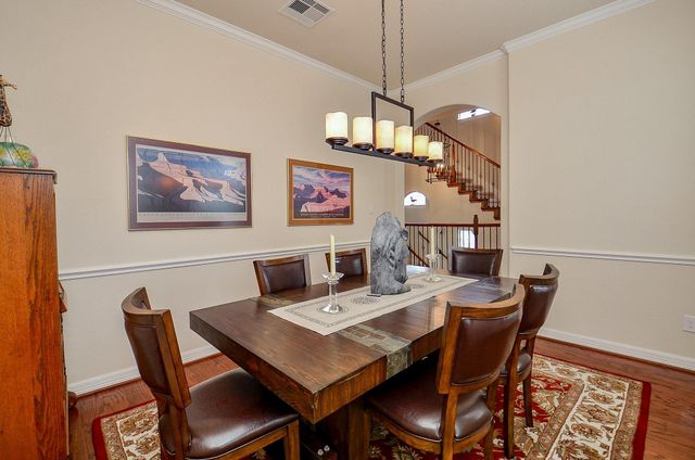 10602 Enclave Shadows Court, Houston, TX 77043