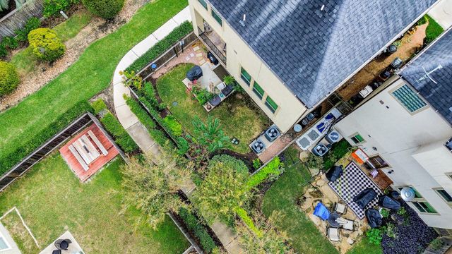 10602 Enclave Shadows Court, Houston, TX 77043