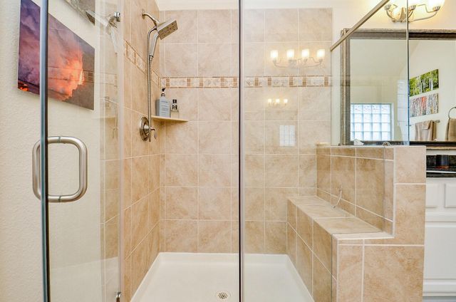 10602 Enclave Shadows Court, Houston, TX 77043