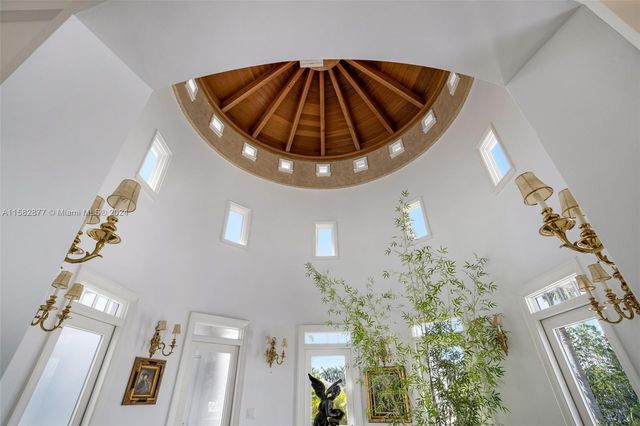 431 Costanera Rd, Coral Gables, FL 33143