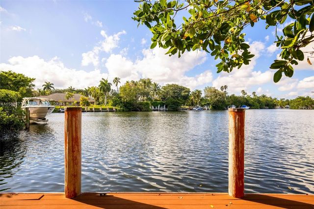 431 Costanera Rd, Coral Gables, FL 33143