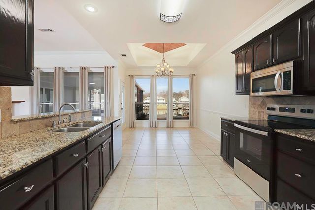 12258 River Highlands, St Amant, LA 70774