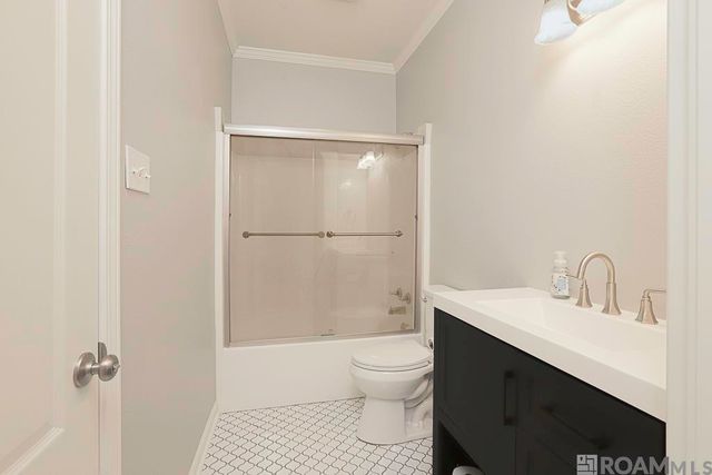 12258 River Highlands, St Amant, LA 70774