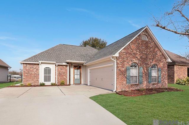 12258 River Highlands, St Amant, LA 70774