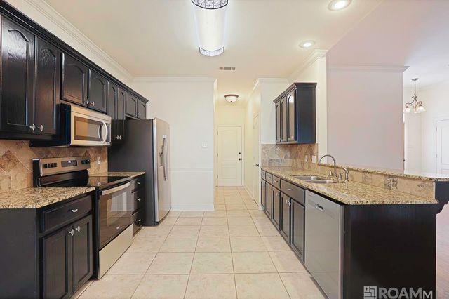 12258 River Highlands, St Amant, LA 70774