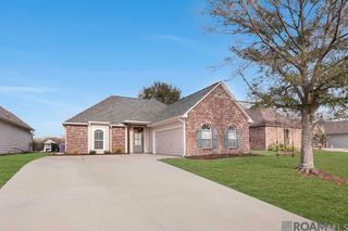 12258 River Highlands, St Amant, LA 70774