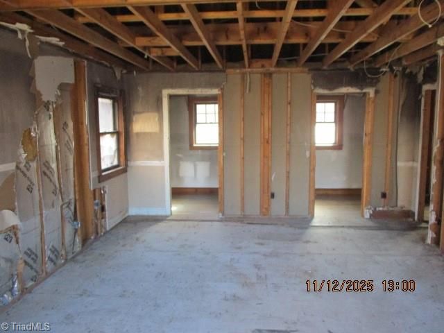 909 Outback Drive, Ronda, NC 28670