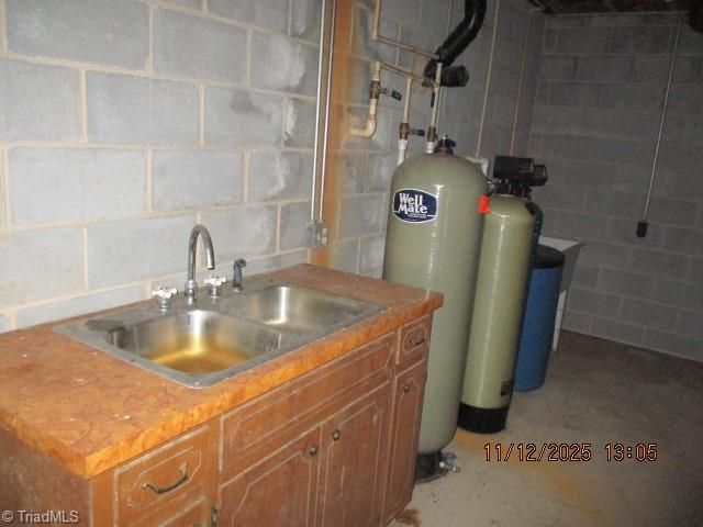 909 Outback Drive, Ronda, NC 28670