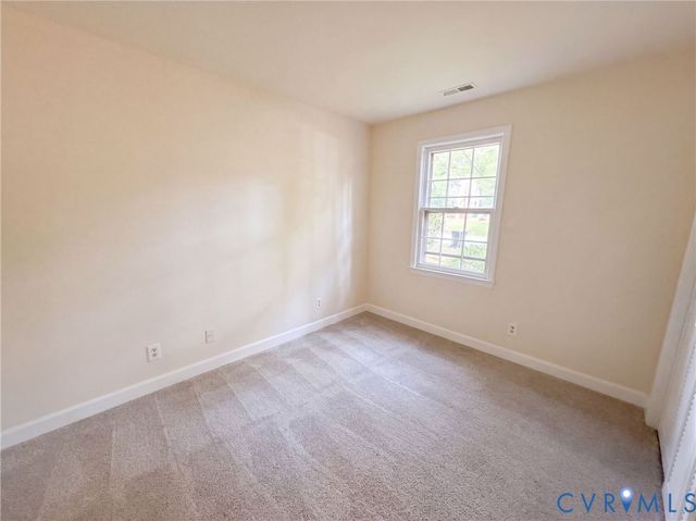 12330 Deerhurst Dr, Midlothian, VA 23113