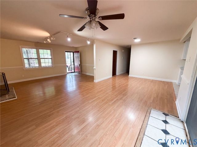 12330 Deerhurst Dr, Midlothian, VA 23113
