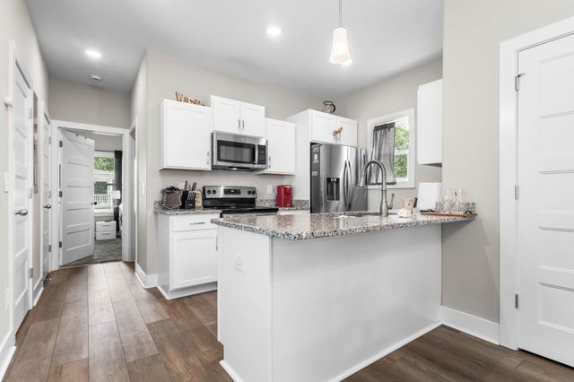 309 Cedar Ct, Clarksville, TN 37042