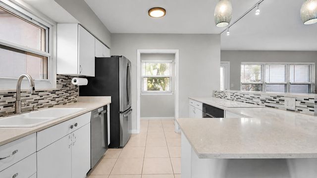 935 Nautilus Isle, Dania Beach, FL 33004