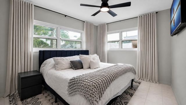 935 Nautilus Isle, Dania Beach, FL 33004