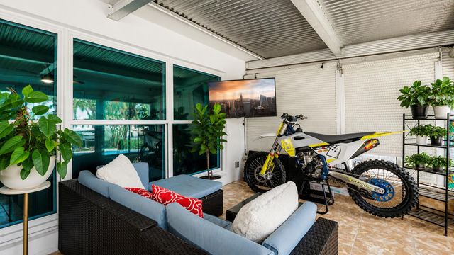 935 Nautilus Isle, Dania Beach, FL 33004