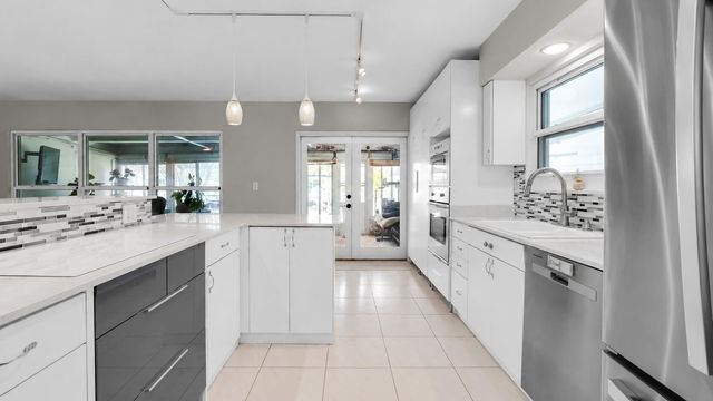 935 Nautilus Isle, Dania Beach, FL 33004